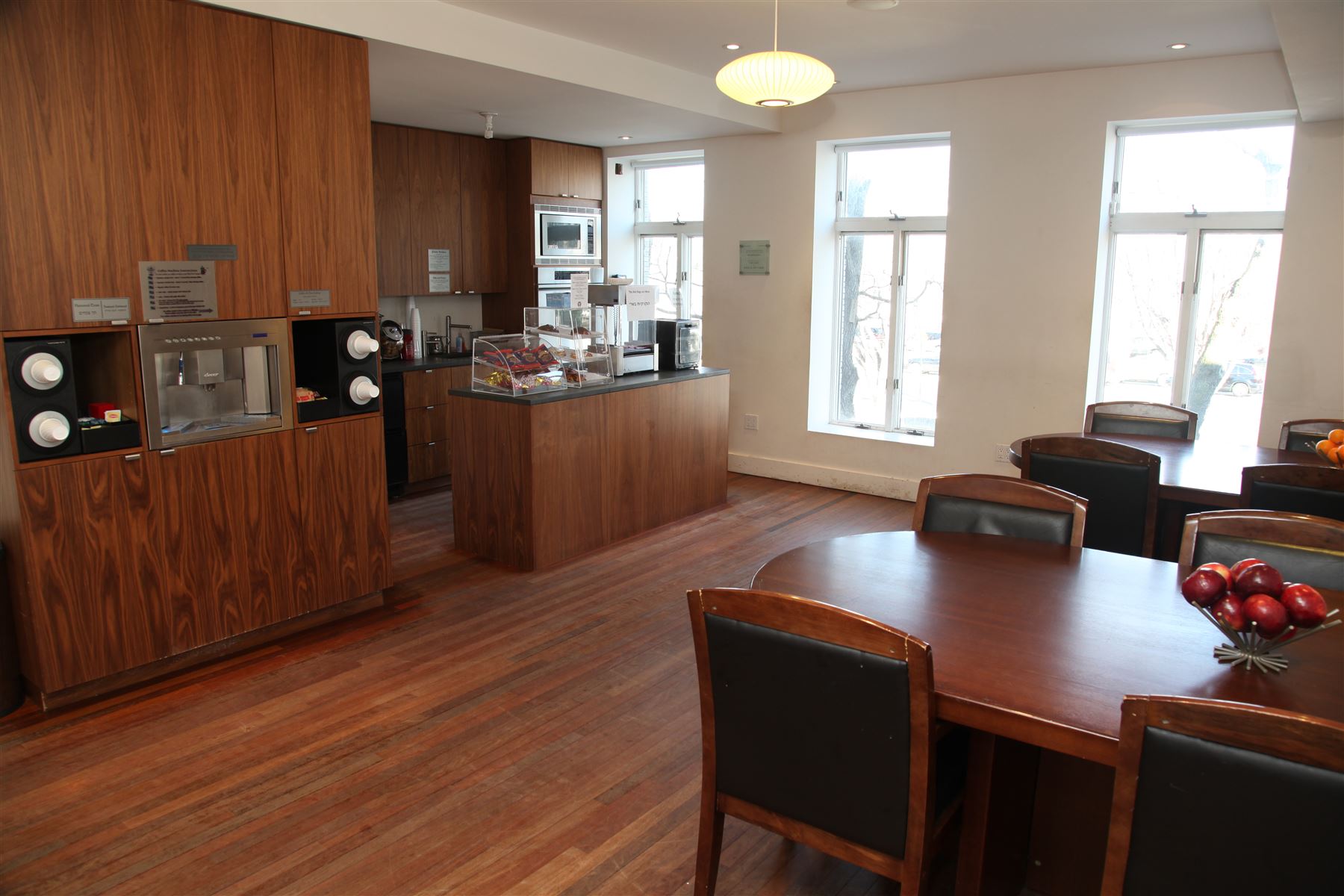 Shluchim Lounge